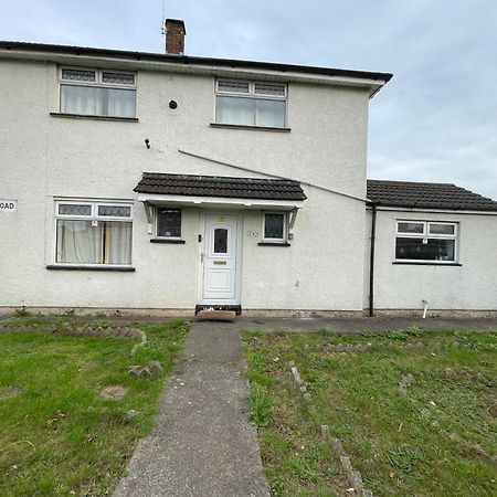 Holiday Home Cardiff City Sleeps 7 Bagian luar foto